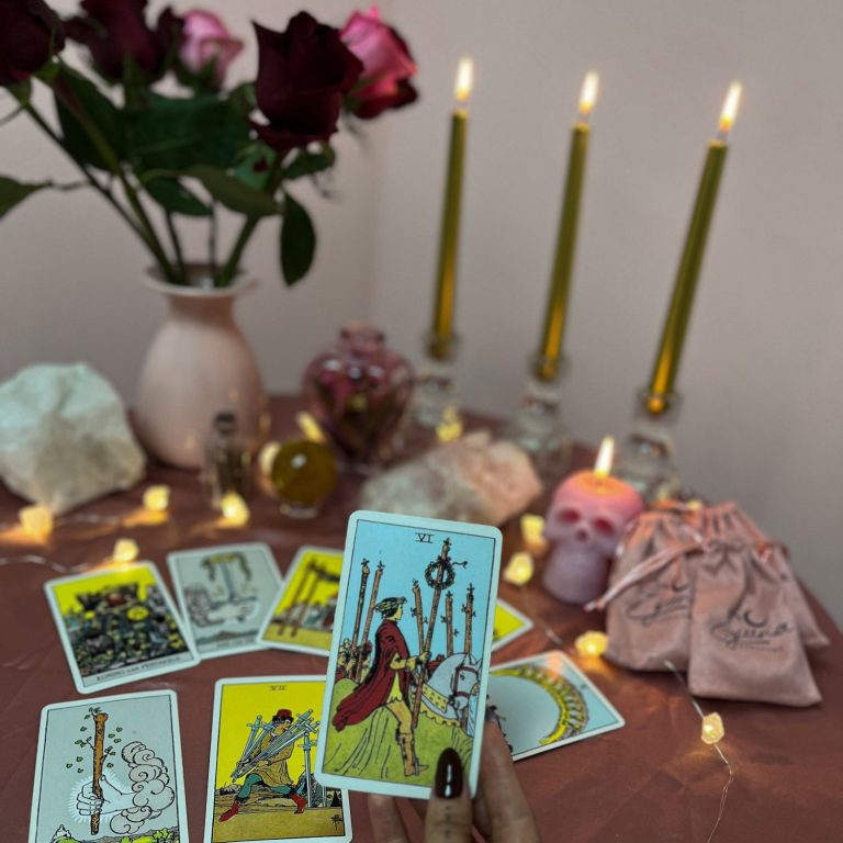 Tarot kaart ´staven zes´ getrokken tijdens een reading in Arnhem